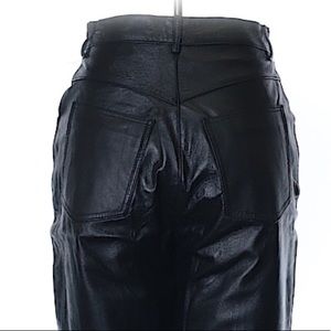 Newport News easy style 100% Leather 6